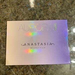 Anastasia Beverly Hills Aurora Palette